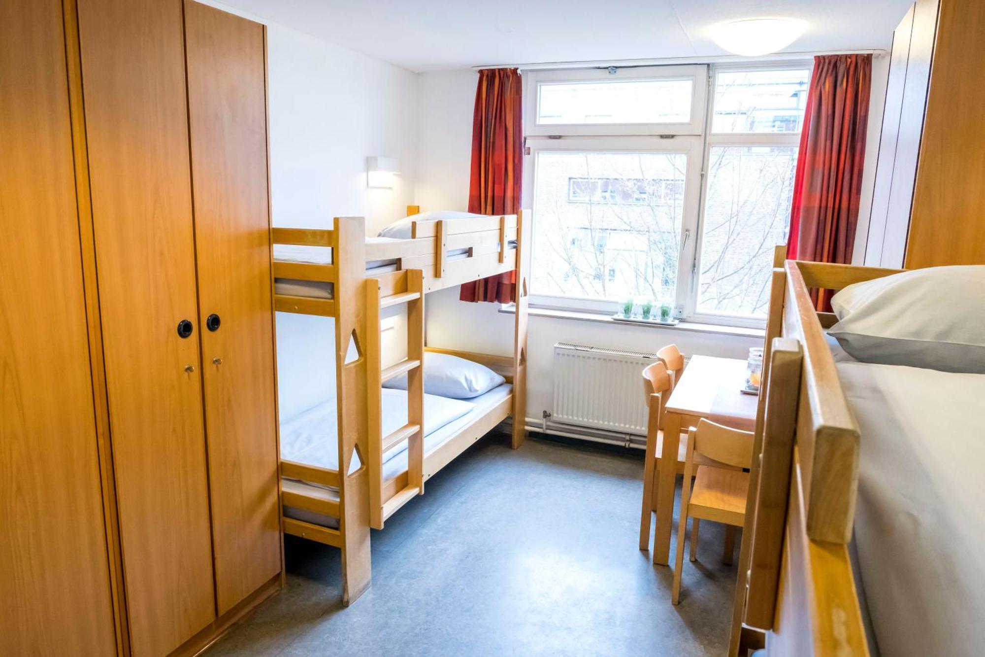 Jugendherberge Hamburg Horner Rennbahn Екстер'єр фото
