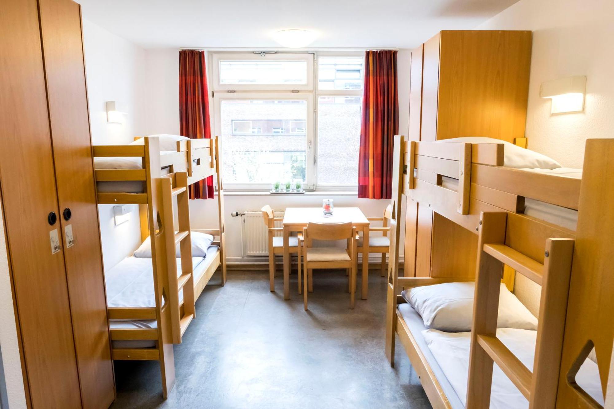 Jugendherberge Hamburg Horner Rennbahn Екстер'єр фото