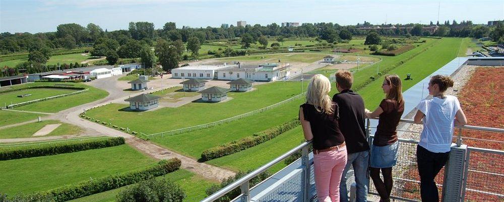 Jugendherberge Hamburg Horner Rennbahn Екстер'єр фото